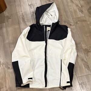 Aeropostale Black and White Men's Windbreaker
